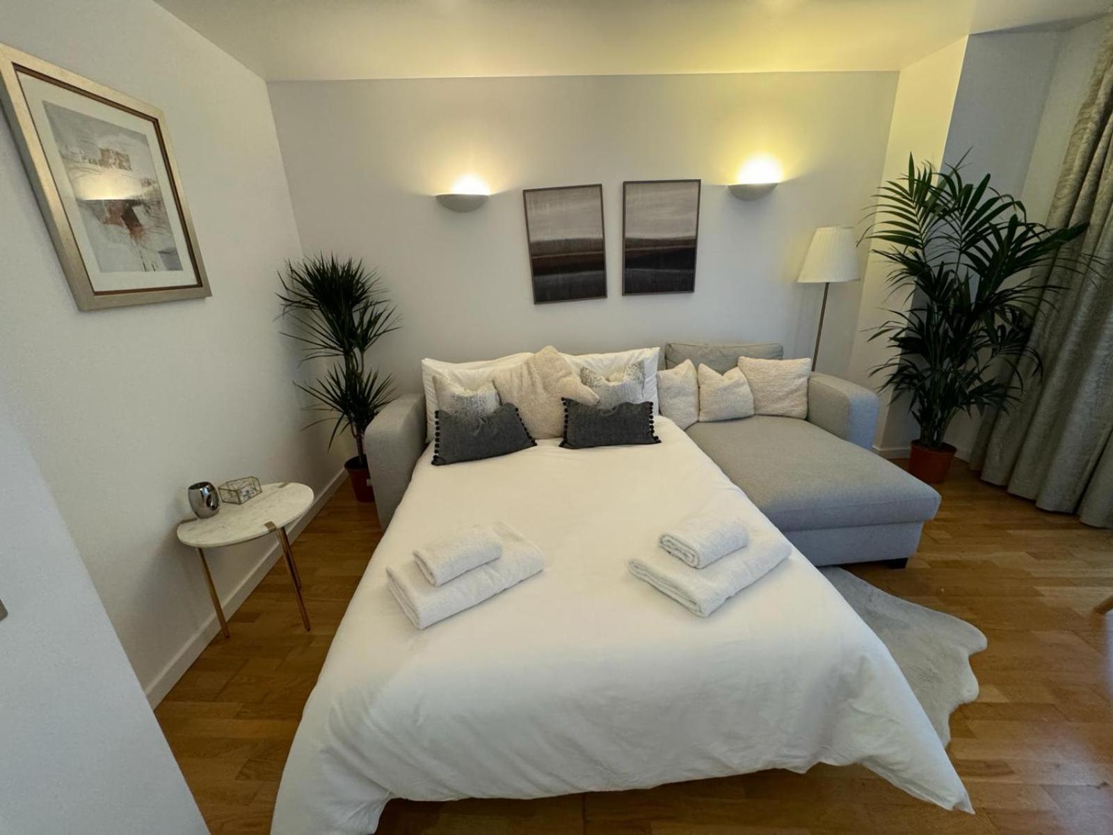 Luxury Apartment In Canary Wharf Londres Exterior foto